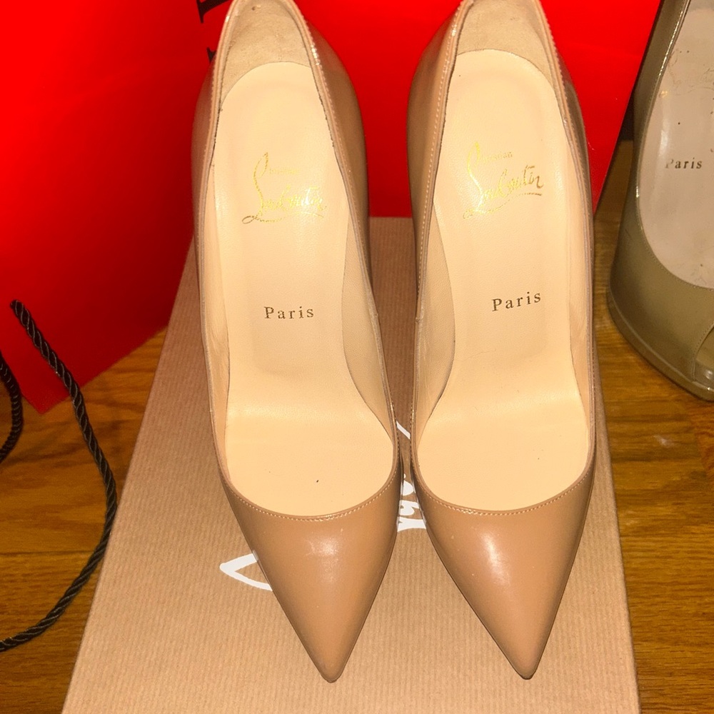 Christian Louboutin Beige/Tan Pointed-Toe Leather Pumps